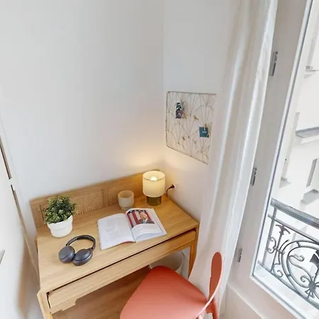 Beautiful Near The Canal Saint-martin